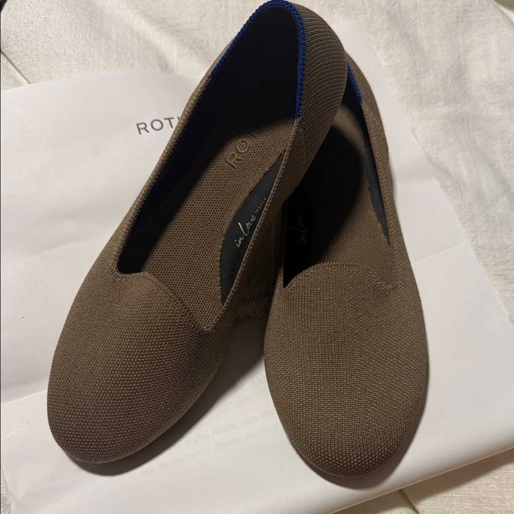 Rothy’s lounge loafer latte